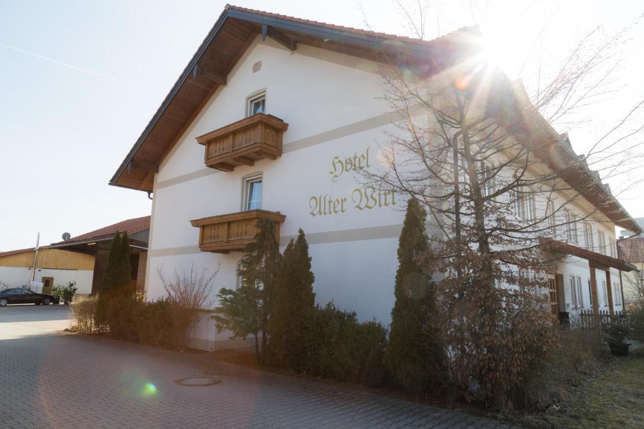 Alter Wirt Putzbrunn Hotel Bagian luar foto