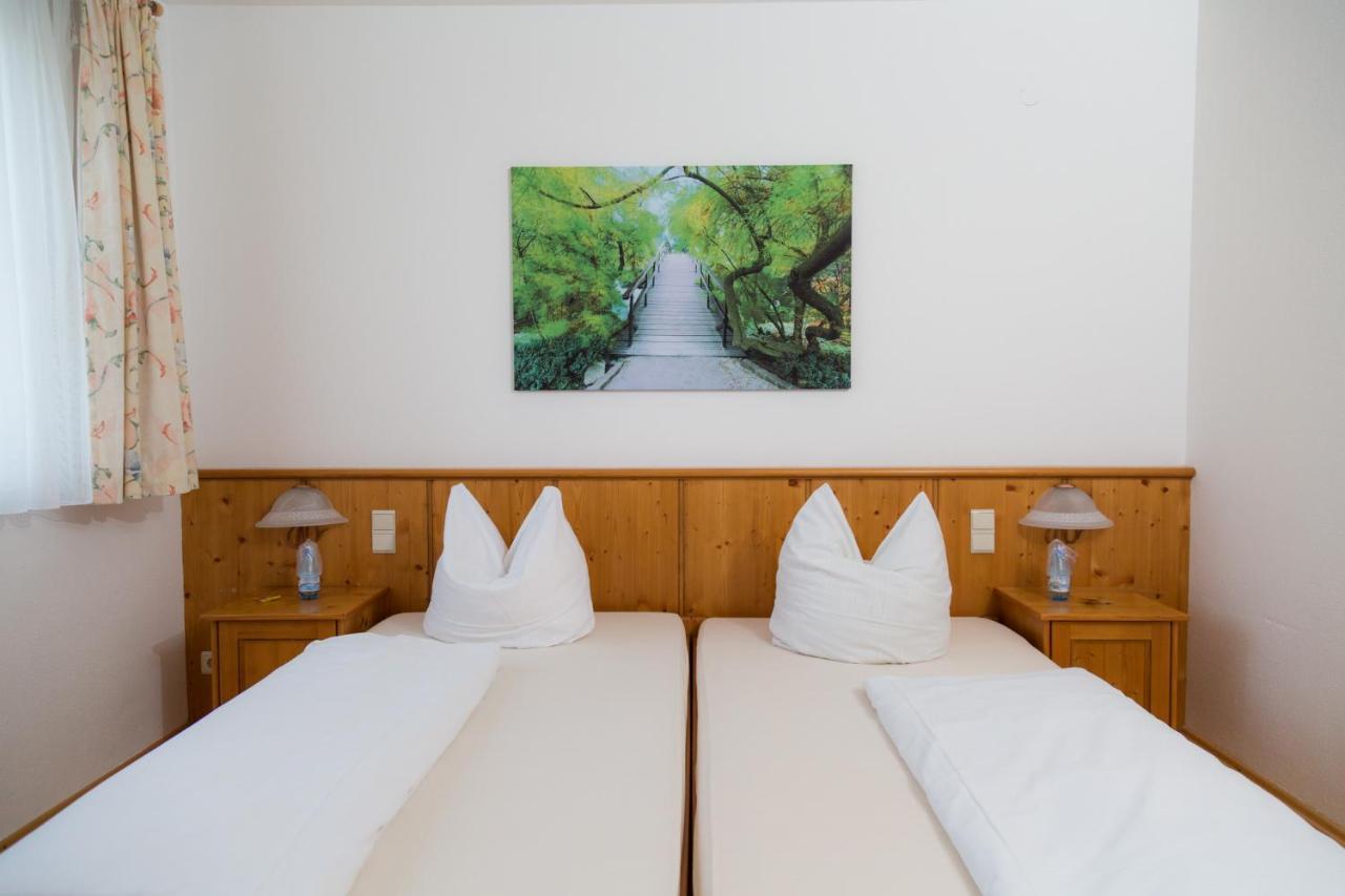 Alter Wirt Putzbrunn Hotel Bagian luar foto