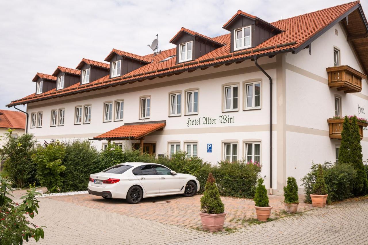 Alter Wirt Putzbrunn Hotel Bagian luar foto
